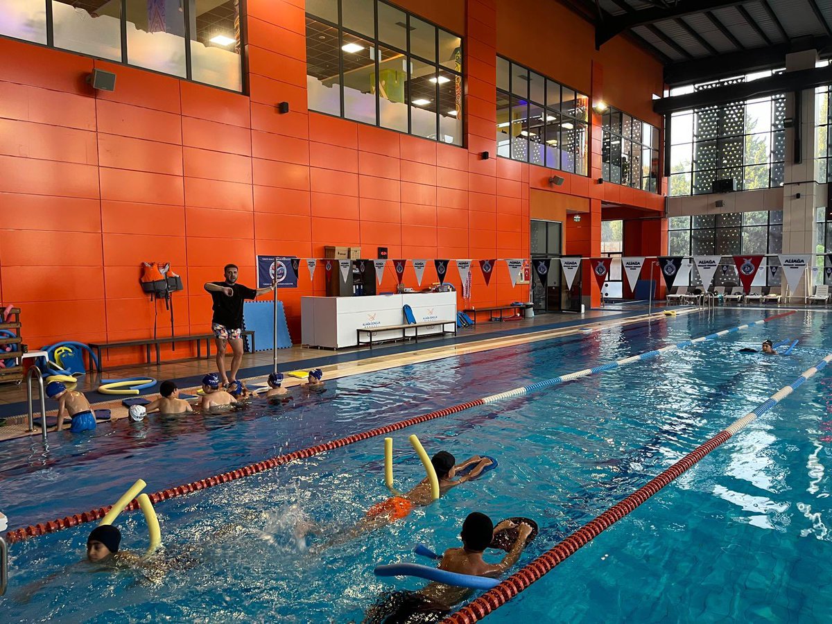 📍ALİAĞA 

Ülkü Ocakları Aliağa İlçe Başkanlığımız Kutadgu Bilig Ortaöğretim Yaz Gelişim Programı kapsamında yüzme faaliyeti gerçekleştirmiştir.