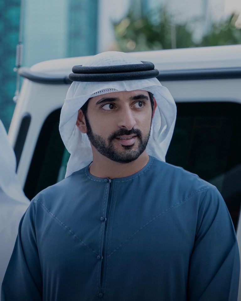 بالبركة سيدي سمو الشيخ حمدان بن محمد بن راشد آل مكتوم، على الترقية الغالية.
نسأل الله أن يسدد خطاك، ويجعلك ذخراً للوطن وقيادته، وأن يوفقك لما فيه رفعة الإمارات ويسخر لك من يعينك ويوفقك في مهامك، ويزيدك رفعة ومقامًا.