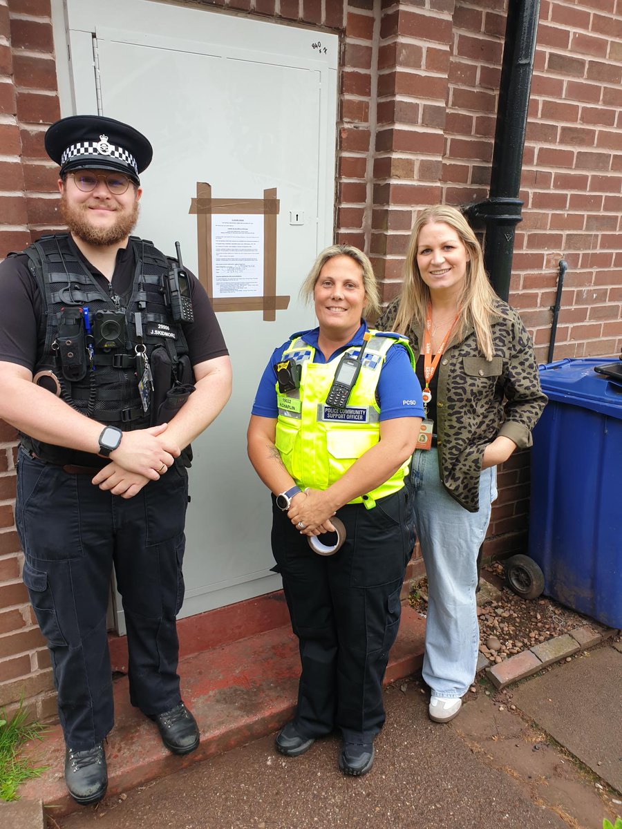 Closure Order – Hogarth Place, Chesterton

Today, officers secured a court-issued closure order on a property in Hogarth Place, Chesterton

The address has been a persistent source of ASB and criminality, negatively impacting the local community #ProblemSolvingPolicing