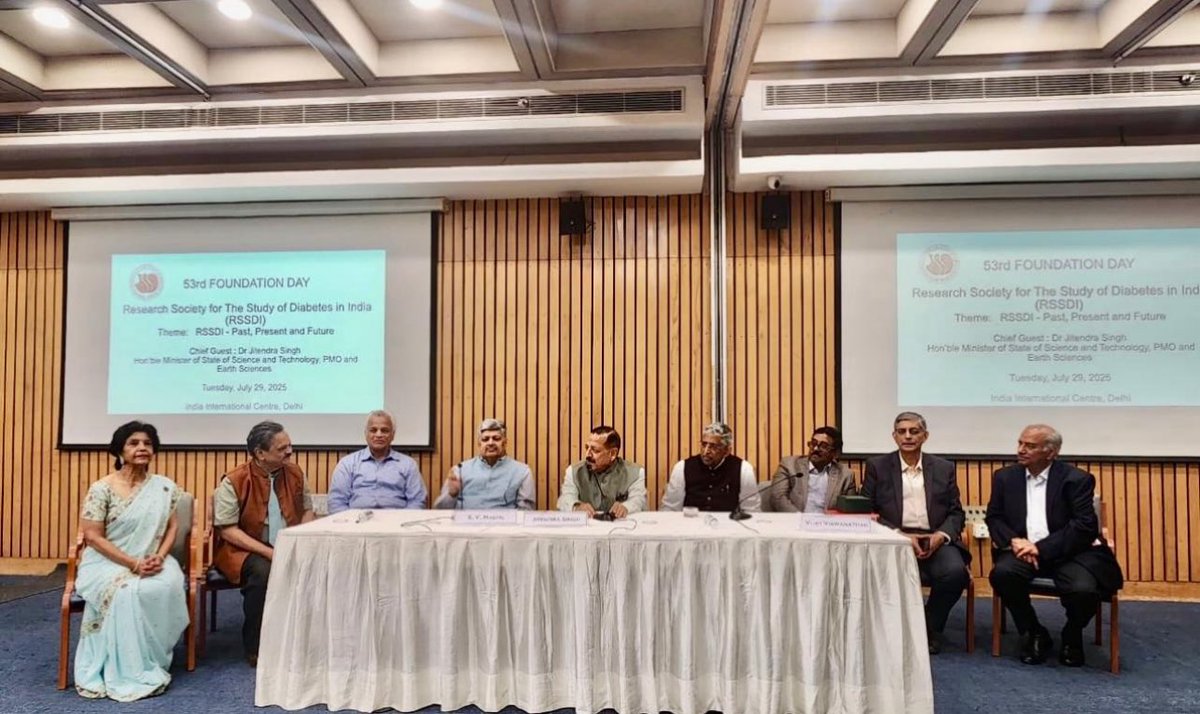 Dr Vijay Viswanathan (@vijayviswanatha) on Twitter photo Research Society for Study of
Diabetes India  
As the National President I had
the pleasant duty of
meeting today. the Past Presidents along with Minister Jitendra Singh Research Society for Study of
Diabetes India  
As the National President I had
the pleasant duty of
meeting today. the Past Presidents along with Minister Jitendra Singh