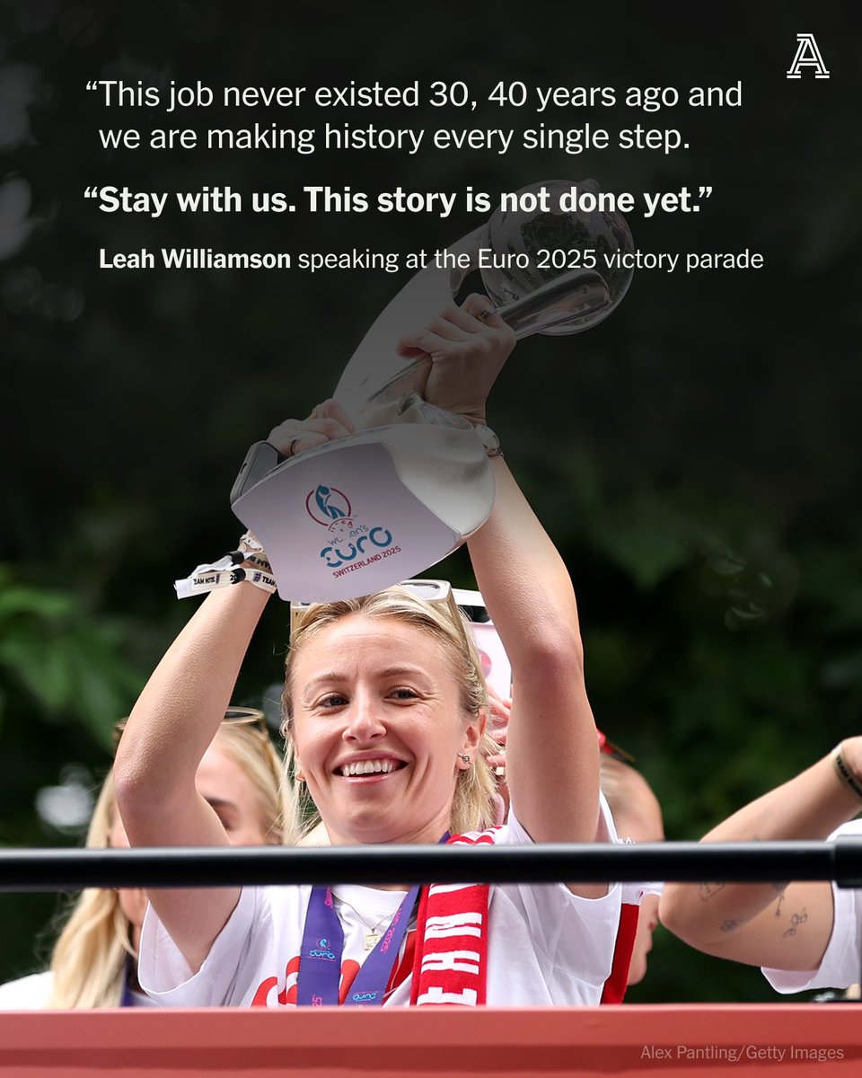 Leah Williamson was full of emotion as she spoke on stage at the Lionesses victory parade.
