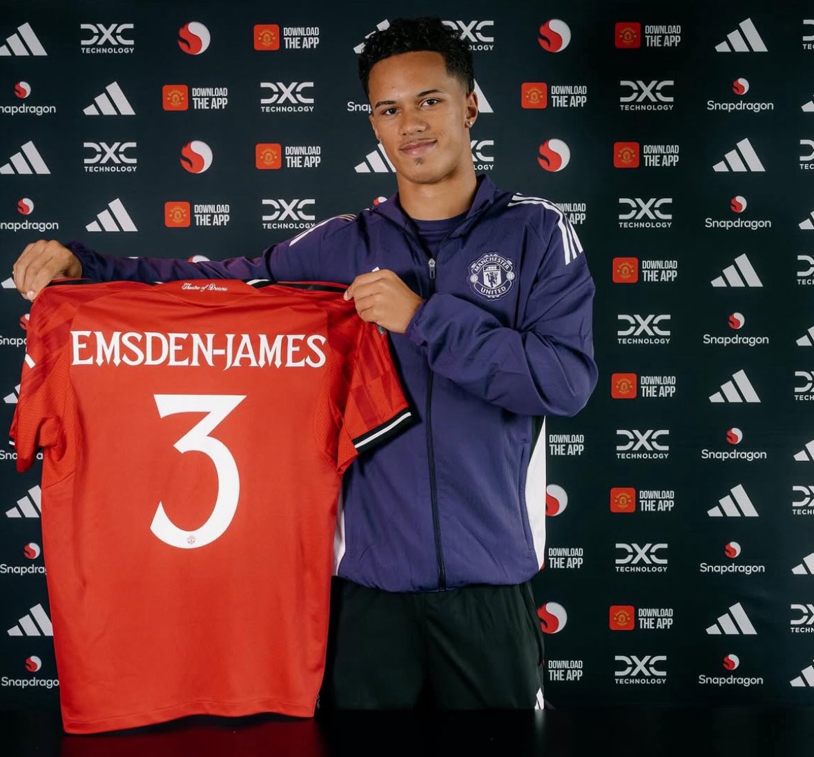 🚨✅ Talented centre back Harley Emsden James confirms he has signed for Manchester United.