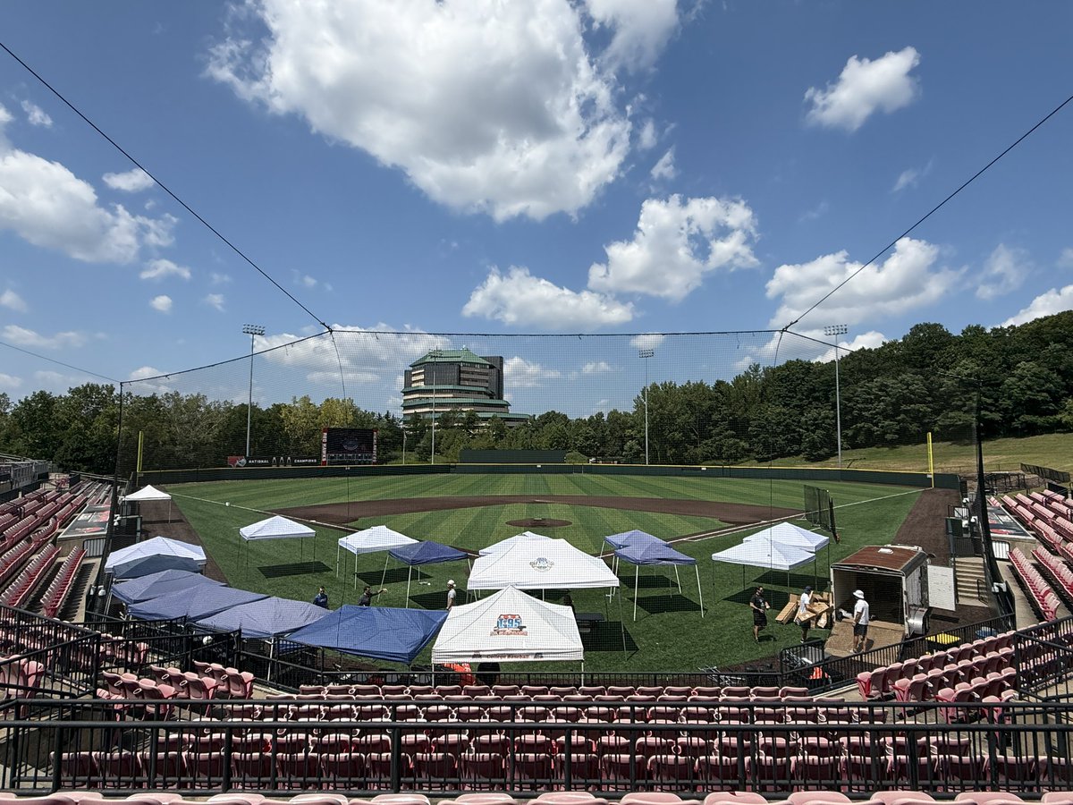 Arrived yesterday for the <a href="/I95Metro/">I95MetroSelectShowcase</a> Showcase at Yogi Berra Stadium! Last night I had the pleasure of meeting a lot of Coaches and talented players from across the country at the Extra Innings Session. Learned so much from all of the Coaches insights on College Baseball. Can’t