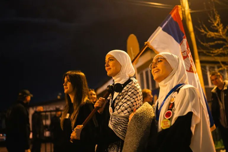 Nećete nad posvađati bagro SNSovska ! Nećete opet,nikad više !