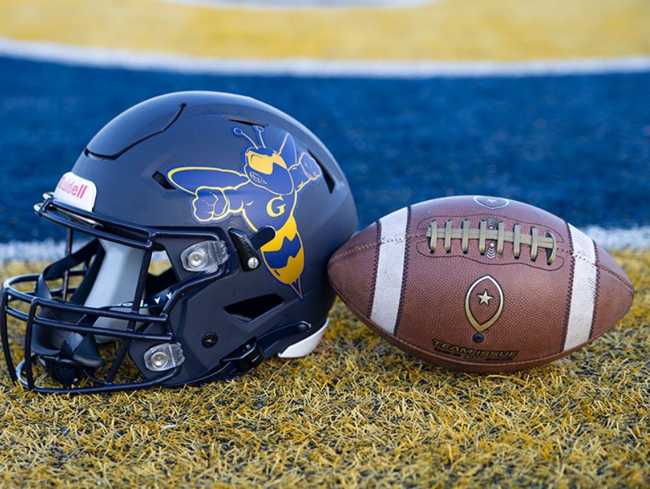 After a great conversation with <a href="/eo1of1/">Ethan Owen</a> I am forever grateful and excited to have received an offer to continue my academic and athletic career at Graceland university. Go Yellowjackets!
<a href="/Salado_Football/">Salado Eagle Football</a> <a href="/QBCoachBeaty/">Coach Beaty</a> <a href="/coachbres/">Coach Bres</a> <a href="/nickzaji/">Nick Zajicek</a> <a href="/JustinEdmonds35/">Coach Edmondson</a>