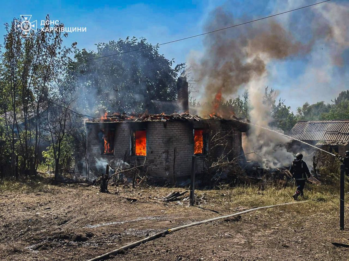 Dead bodies lay on the ground. Russia murdered them today as they stood in line for humanitarian aid. Killed for the crime of being Ukrainian.

Novoplatonivka, Kharkiv region.