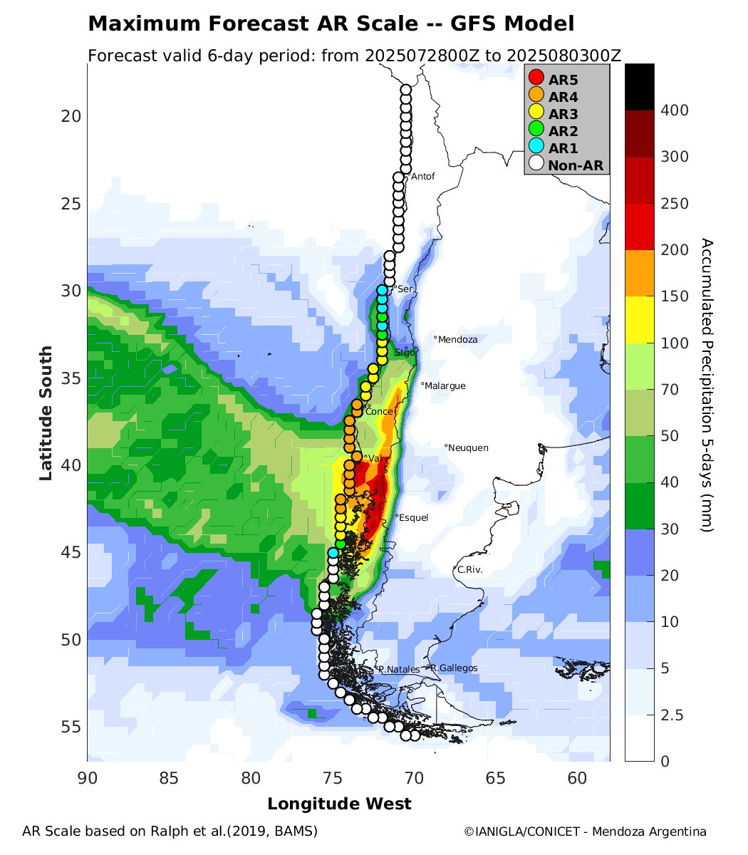 EdoWeatherman's tweet photo. Actualización río atmosférico. Confirma lo que mencioné en publicaciones anteriores.

Pueden ver que entre ayer y hoy el RA ha aumentado su categoría en la zona central, esto evidencia el aumento de cantidad de agua a caer los próximos días. Incluso lloverá hasta el sur de Atacama.
El evento traerá complicaciones y espero que las autoridades estén preparadas. 
1° imagen es de ayer y la 2° de esta mañana.