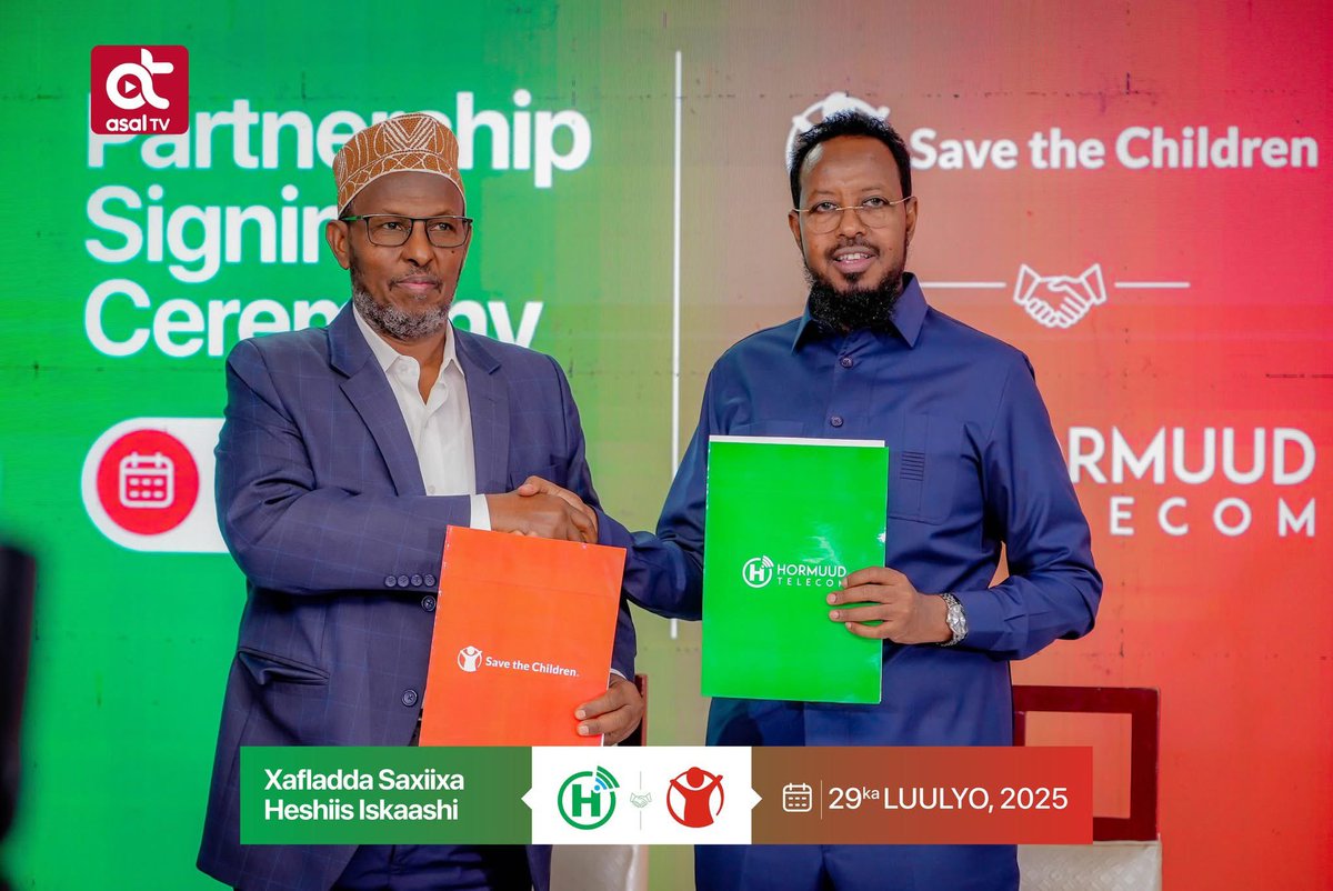 HusseinidowAli's tweet photo. Glad to witness the signing of a strategic MoU between @HormuudTelecom and @SaveChildrenSO — a powerful partnership harnessing tech to uplift Somali children and families. Innovation meets compassion for a better future. 🇸🇴 #DigitalForGood #Somalia https://t.co/ZmNjNcofWK