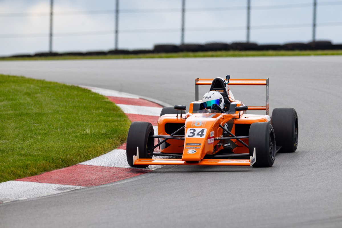 TEAM NEWS: <a href="/CrosslinkMTSP/">Crosslink Motorsports</a> Heads to <a href="/NJMP/">New Jersey Motorsports Park</a> with Championship Pressure Building. Read more about their expectations for this weekend's <a href="/NJLottery/">New Jersey Lottery</a> SpeedTour ➡️ ligierjuniorformulachampionship.com/news/crosslink…