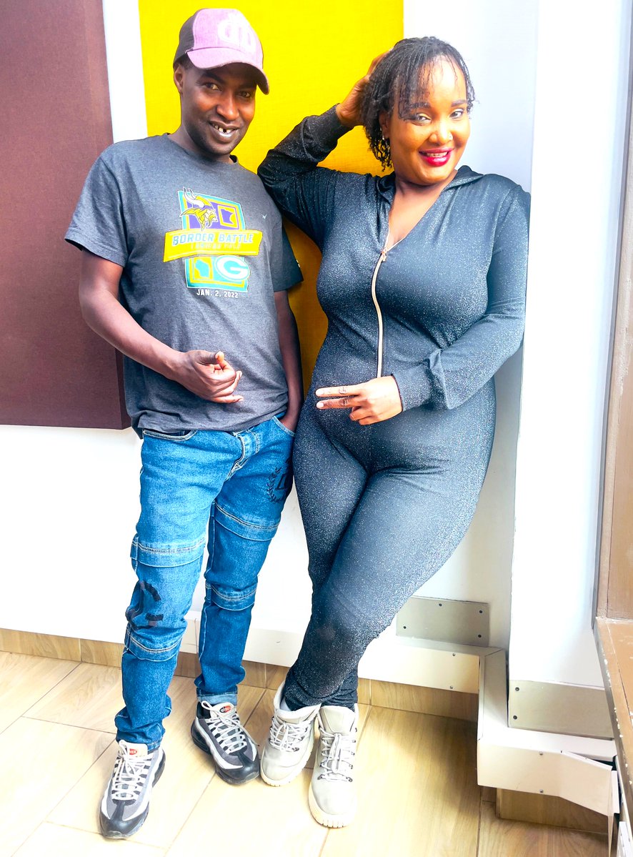 browngal a gal nessa (@browngalnessa) on Twitter photo #Goteana ozza! Outering rada ni gani? Come kuja utupeleke na riang asapa <a href="/GhettoRadio895/">Ghetto Radio</a> tuko na <a href="/abonokohdeh/">Bonoko Deh</a> kasongee! #Goteana ozza! Outering rada ni gani? Come kuja utupeleke na riang asapa <a href="/GhettoRadio895/">Ghetto Radio</a> tuko na <a href="/abonokohdeh/">Bonoko Deh</a> kasongee!
