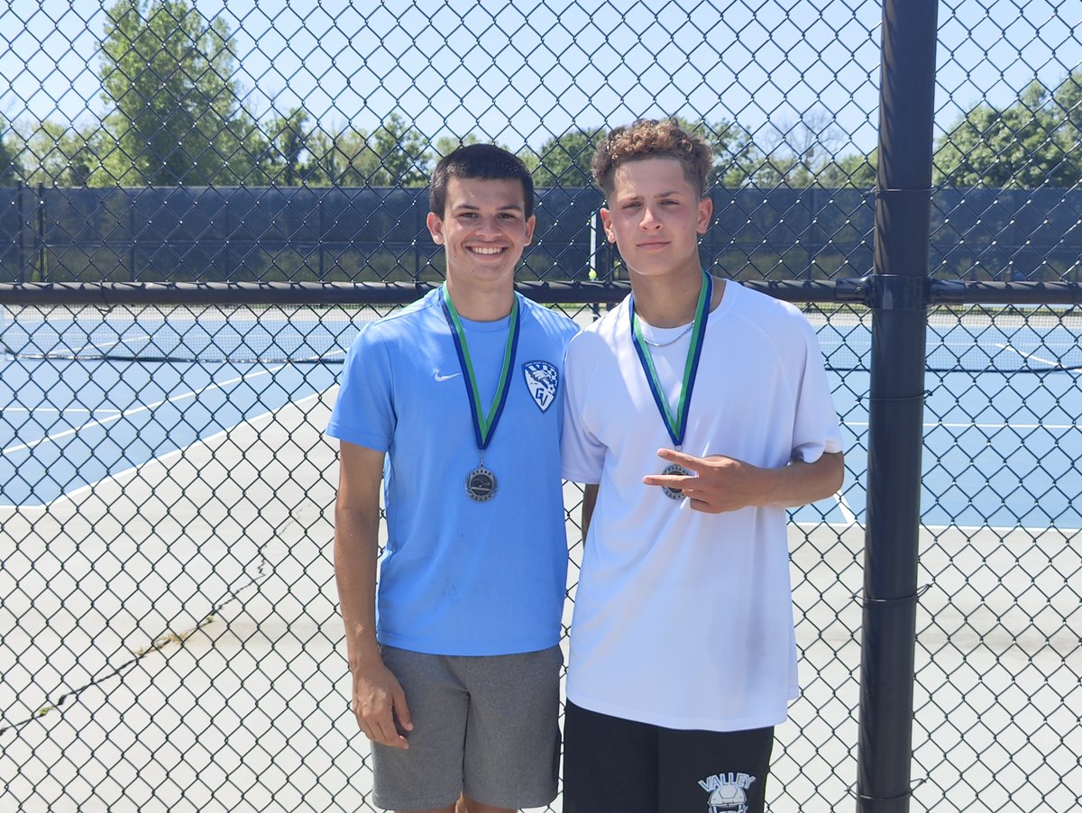 Grain Valley News (@grainvalleynews) on Twitter photo Spencer, Cooper find success in KC Summer Slam Series
grainvalleynews.com/news/spencer-c…
Story and photo by <a href="/MSmith2324/">Michael Edward</a>, Grain Valley News Spencer, Cooper find success in KC Summer Slam Series
grainvalleynews.com/news/spencer-c…
Story and photo by <a href="/MSmith2324/">Michael Edward</a>, Grain Valley News