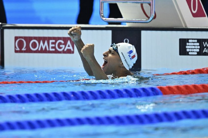 #EnDirect #Singapour2025 #Natation
NOUVELLE MÉDAILLE POUR LA FRANCE !! 
🥉Yohann NDOYE BROUARD décroche le bronze en finale du 100m dos avec, en prime, un nouveau record de France en 51.92 🔥 Bravo Yohann 👏🏼👏🏼
📸 KMSP / L. HAHN 
#TeamFrance #TeamFFN