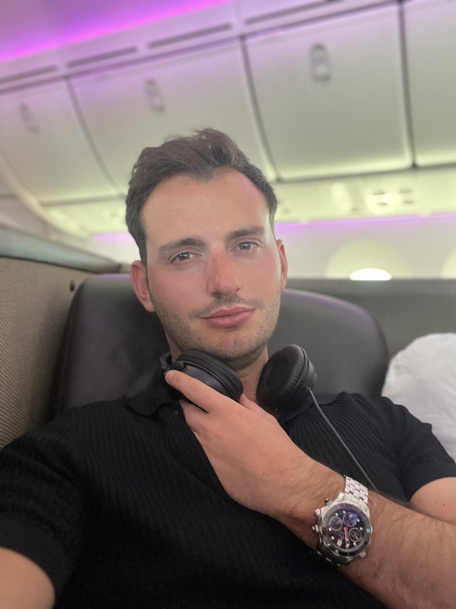 MasterApolloGod's tweet image. You found me.
Now prove you deserve more.

🔥 Discreet. Personal. Unforgettable.
🎥 Custom Videos, 1:1 Live Sessions,Exclusive Access.

Start at: masterapollo.com
Requests / Live Chat: masterapollo1099@gmail.com

Want access?
I’m not hard to find.
But I am hard to forget.