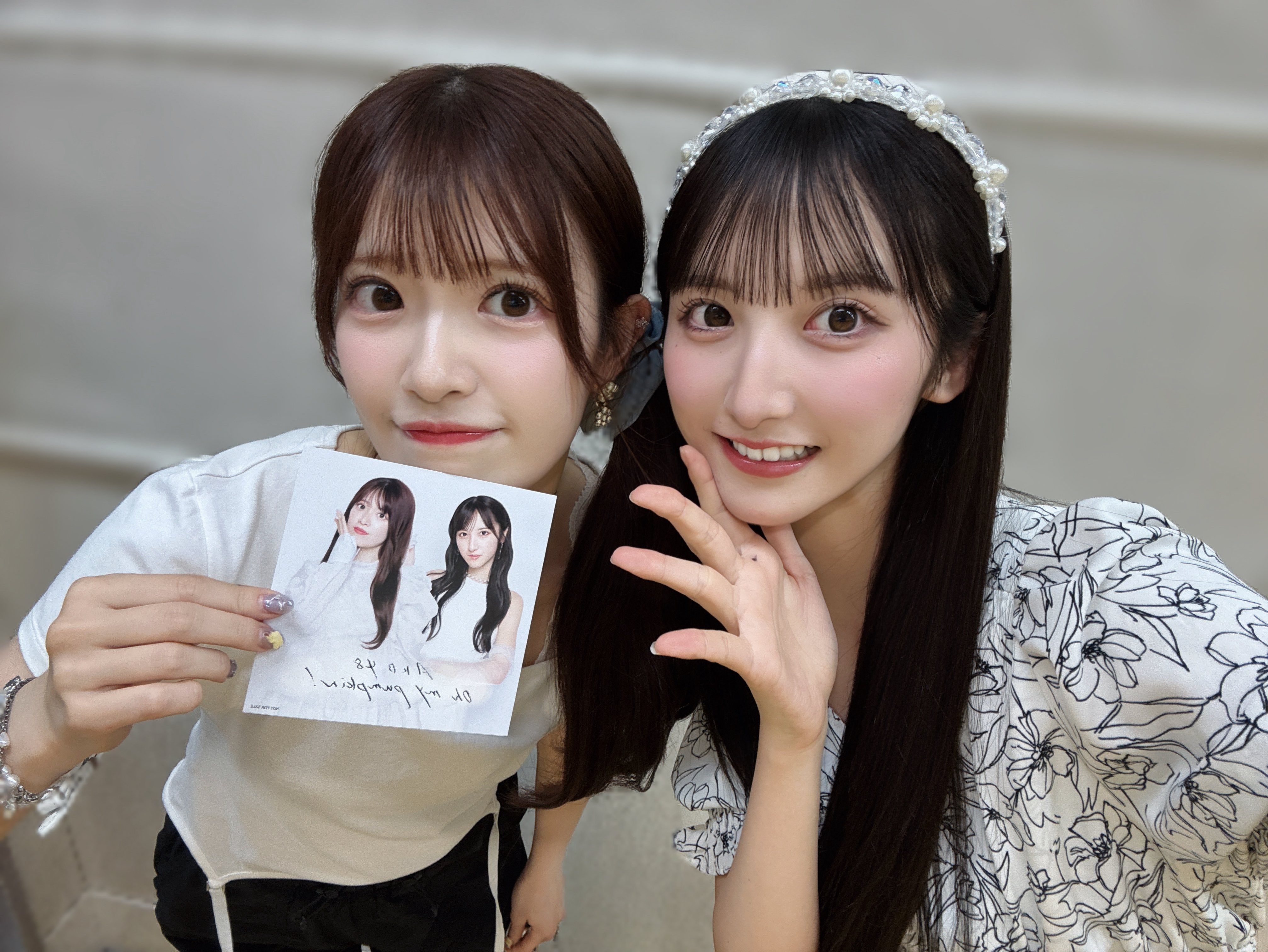 長友彩海 AKB48 春コンSPECIAL くじ 直筆 サイン入り うちわ た*な様