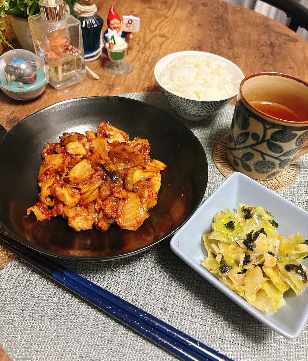 29reye's tweet image. 今日の自炊飯、ナスと鶏もものキムチ炒め！