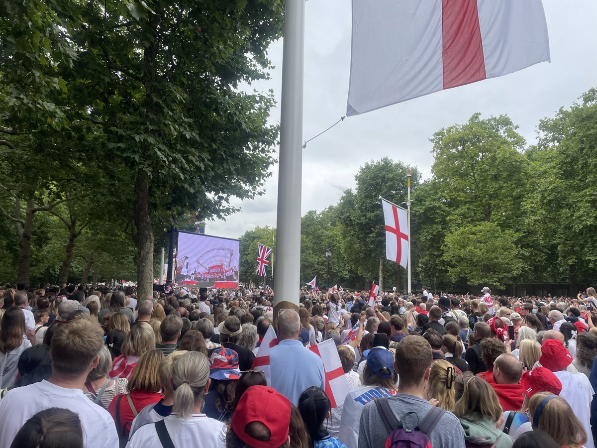 So many parents here with their daughters to congratulate the #lionesses and fundamentally to stand united in saying we don’t want a patriarchal world anymore.