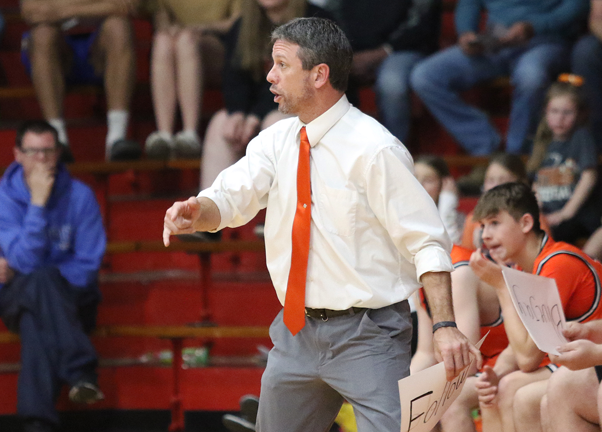 Greg Shashack (@gregshashack) on Twitter photo Joe Pembrook pulls off basketball-football double as Greenfield coach thetelegraph.com/sports/article… via <a href="/altontelegraph/">The Telegraph</a> Joe Pembrook pulls off basketball-football double as Greenfield coach thetelegraph.com/sports/article… via <a href="/altontelegraph/">The Telegraph</a>
