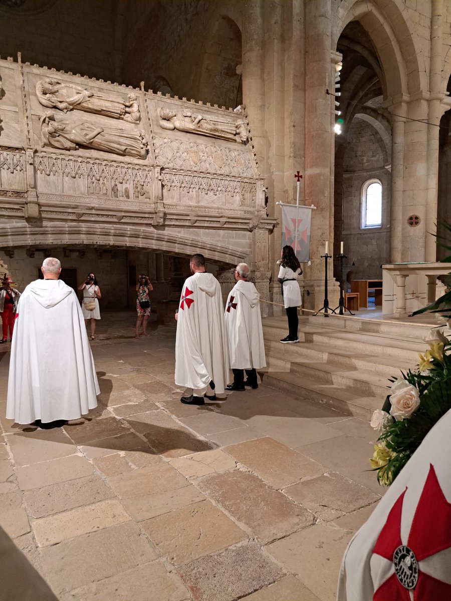 Monestir de Poblet tweet media