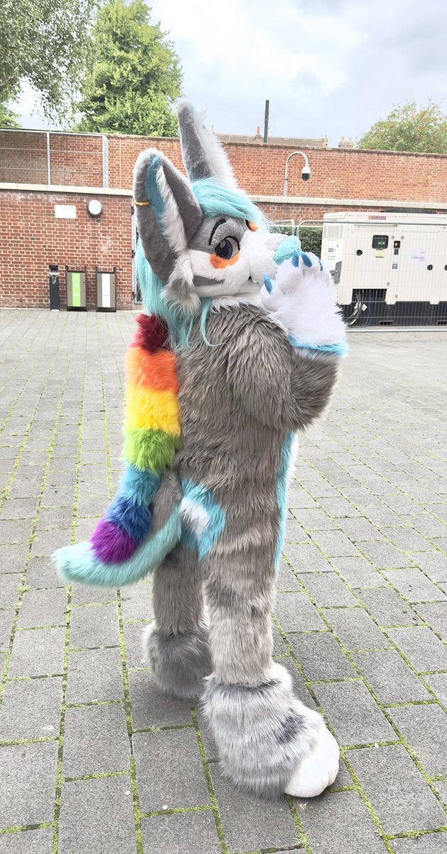 This yotey just got a little moreee~ 🌈Colourful🌈