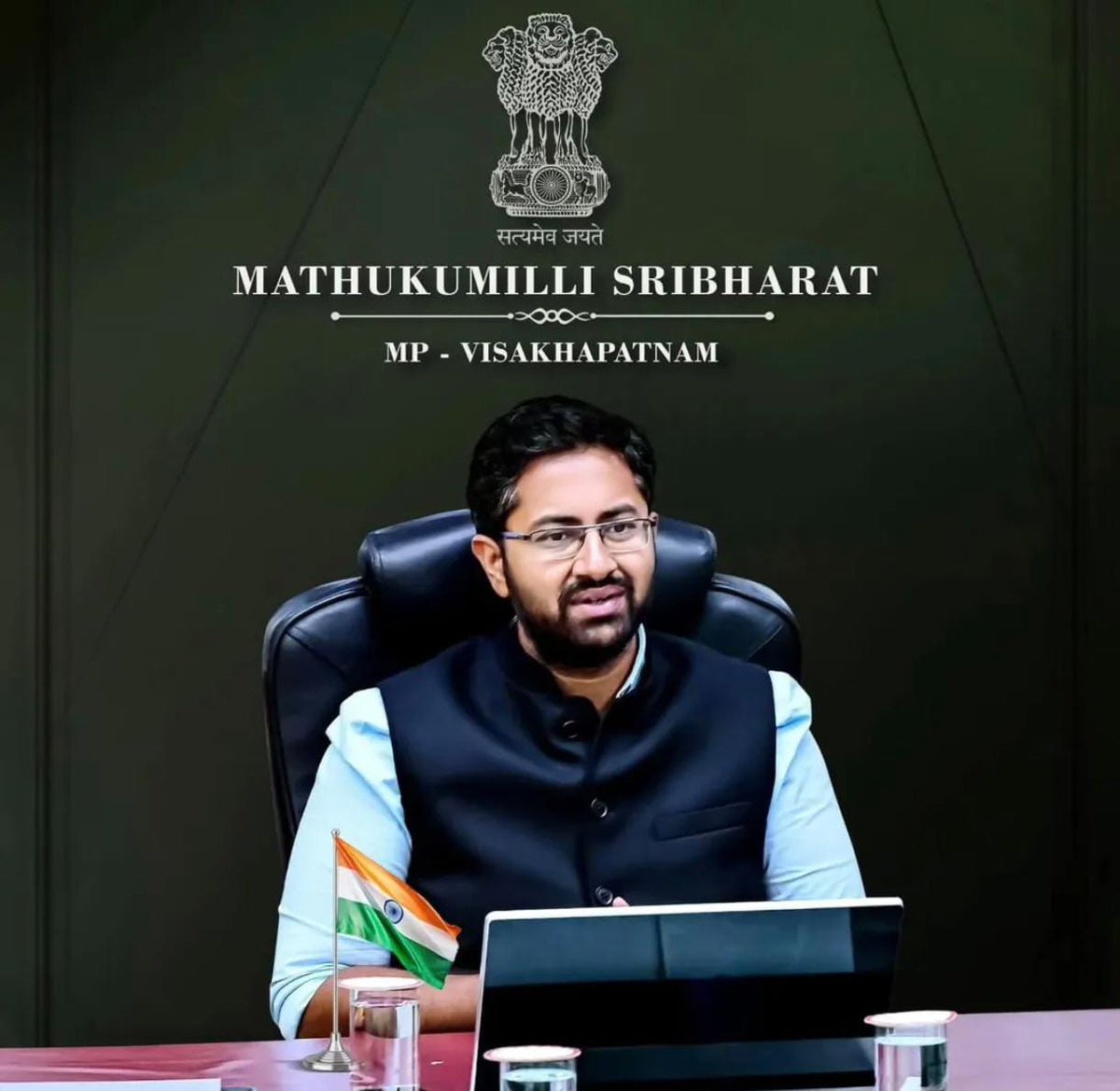 Ambica Lakshminarayana G (@ambicaofficial) on Twitter photo నా సహచర పార్లమెంట్ సభ్యులు,గీతం యూనివర్సిటీ అధినేత, విశాఖపట్నం ఎంపీ శ్రీ <a href="/sribharatm/">Bharat Mathukumilli</a> గారికి హృదయపూర్వక జన్మదిన శుభాకాంక్షలు. నా సహచర పార్లమెంట్ సభ్యులు,గీతం యూనివర్సిటీ అధినేత, విశాఖపట్నం ఎంపీ శ్రీ <a href="/sribharatm/">Bharat Mathukumilli</a> గారికి హృదయపూర్వక జన్మదిన శుభాకాంక్షలు.