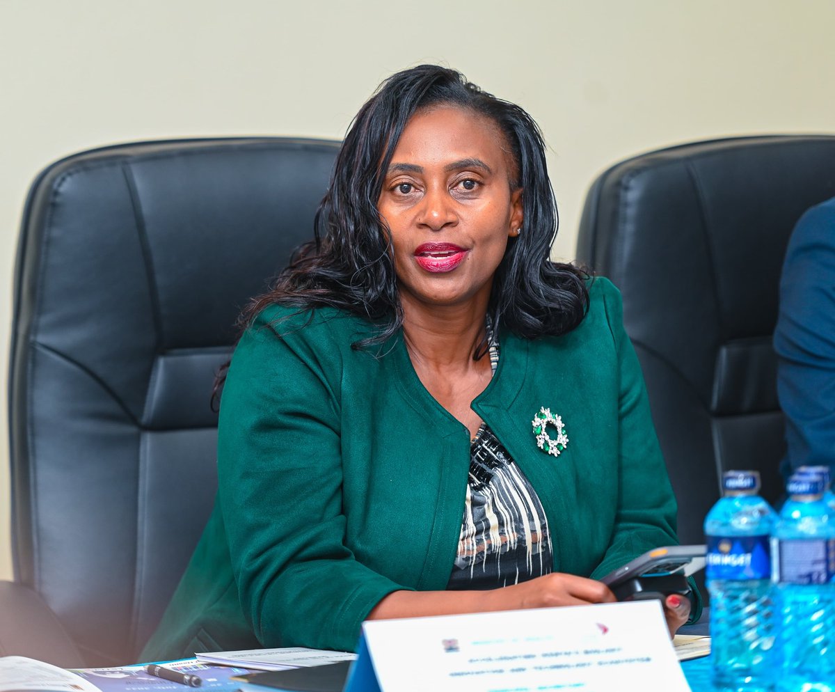 MOH_Kenya's tweet photo. PS Mary Muthoni Muriuki (Public Health) &amp; PS Dr. Ouma Oluga (Medical Services) led Kenya's delegation, reaffirming commitment to fight snakebite envenoming - a neglected crisis affecting farmers, herders &amp; children in arid regions hardest. https://t.co/RrNETOlu8I