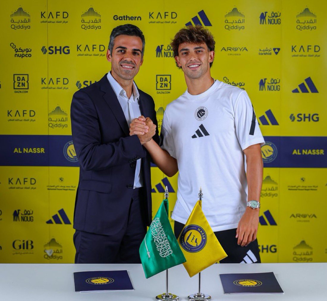Joao Felix has now moved fora total of  £204million thus far. Moves from Benfica to Atletico, Chelsea, Barca, Milan and Al-Nassr. 

The fourth most expensive player in football history behind Neymar, Lukaku and Cristiano Ronaldo by the age of 25.

Imagine the commission on this