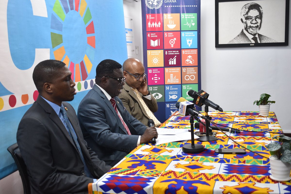 UNinGhana's tweet photo. The UN Information Centre, Accra, in partnership with @globalcompactgh, held a media briefing to amplify the UN SG’s powerful 'A Moment of Opportunity', address, calling for a just transition to renewable energy in the face of escalating climate threats. https://t.co/dTgymQkOr1 https://t.co/EIFJOsR40a