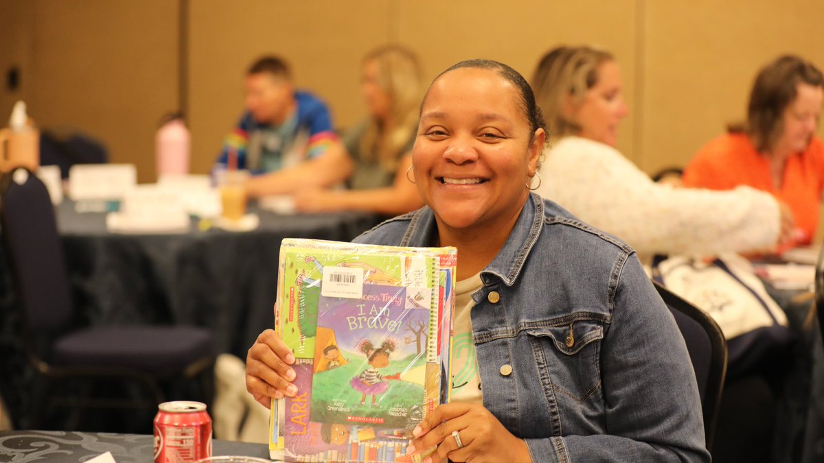 UF Lastinger Center for Learning (@lastingercenter) on Twitter photo We loved connecting with educators in Seminole and Alachua County last week for our last <a href="/NewWorldsFL/">NewWorldsReading</a> professional learning sessions of the summer. Stay tuned for our recap article to hear from participants as they share more about their experience! We loved connecting with educators in Seminole and Alachua County last week for our last <a href="/NewWorldsFL/">NewWorldsReading</a> professional learning sessions of the summer. Stay tuned for our recap article to hear from participants as they share more about their experience!
