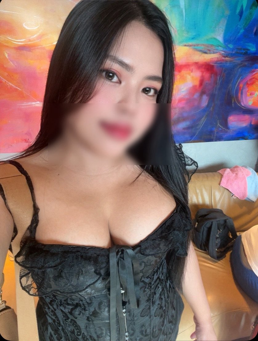 Touch down #Taipei #Taiwan 
#MistressTaiwan #FemdomTaiwan