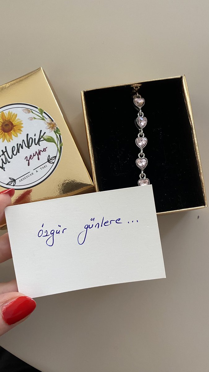 nasıl güzeel teşekkür ediyorumm💕🎀
<a href="/zeyno_citlembik/">çitlembik zeyno</a> <a href="/postmodeern/">postmodern</a>