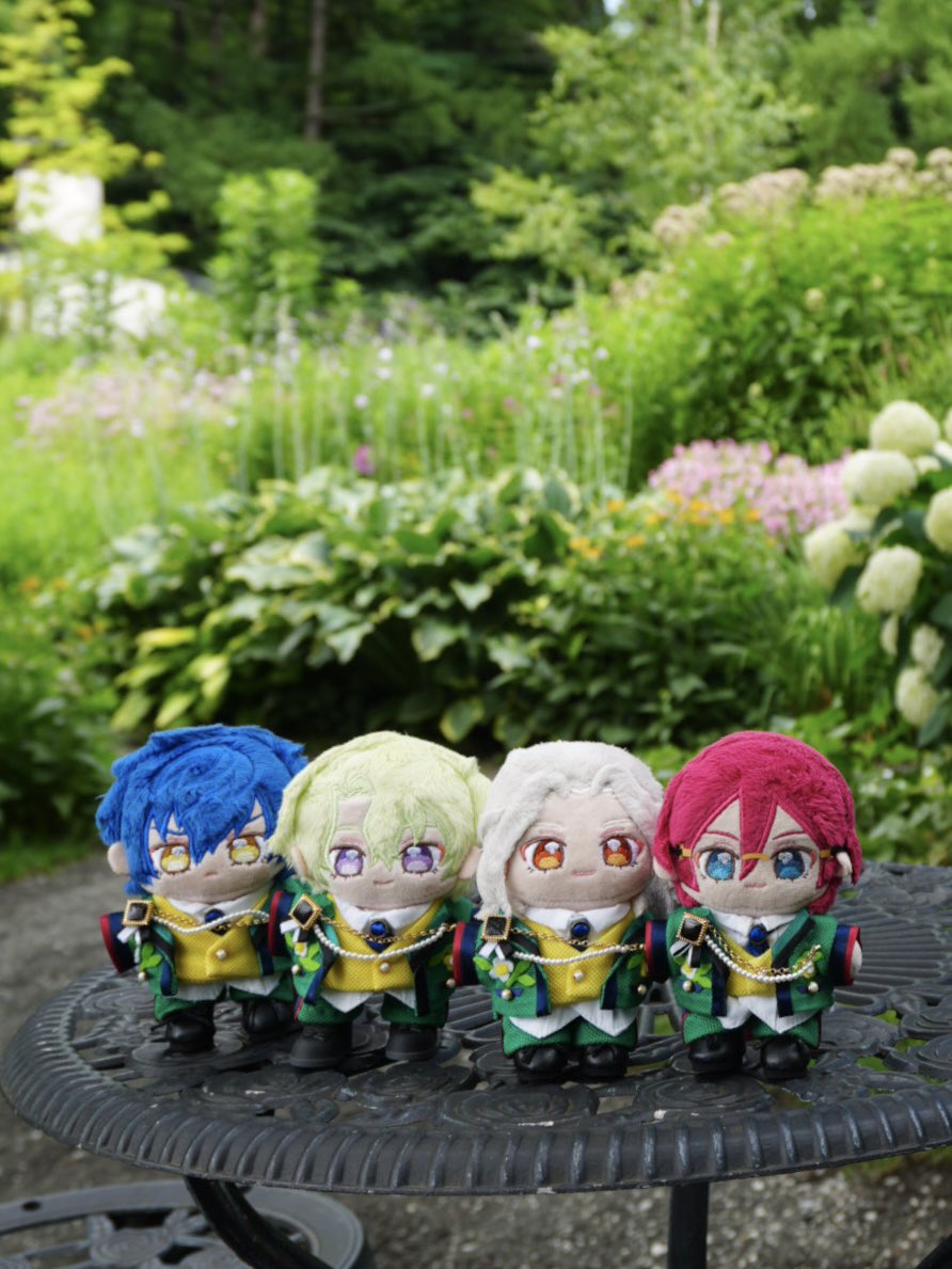 お揃いTRIP衣装で風のガーデン🌿
 #いつぬいが見られるタグ