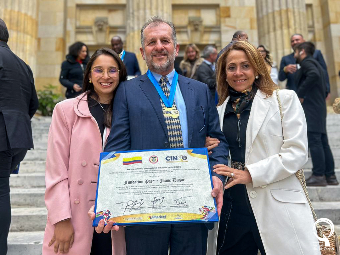 Fundación Parque Jaime Duque tweet media