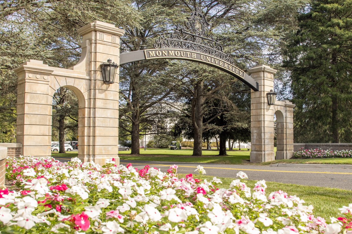 For the 11th year in a row, #MonmouthU has been named one of Money magazine’s Best Colleges in America! ✨Read more in #MonmouthNow: ow.ly/YnnF50WuQTe