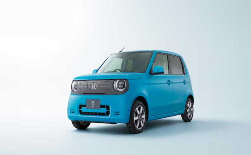 GoClutch1's tweet photo. 🚗🔋 The Honda N-One e: Tiny car, BIG power!
Launching this September in Japan — powers your home & charges in just 30 mins ⚡🏠
Innovation meets convenience.
#GoClutch #HondaNOneE #EVRevolution #CarTech #FutureOfMobility #JapanAuto #ElectricVehicle https://t.co/j98chnDvHO