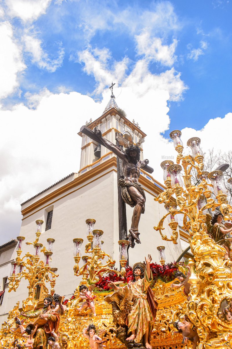 Sangre del barrio de la Calzá.
•
📷 <a href="/JM_Fotografo_/">J.Miranda Fotografía</a> 
Hdad. <a href="/Hdad_SanBenito/">Hermandad San Benito</a> 
🎺 <a href="/SangreSanBenito/">Banda del Cristo de la Sangre</a> 
•
#SSantaSevilla25 #SemanaSantadeSevilla #TDSCofrade #TDSCofrade #Sevilla #SanBenito25 #SomosSangre