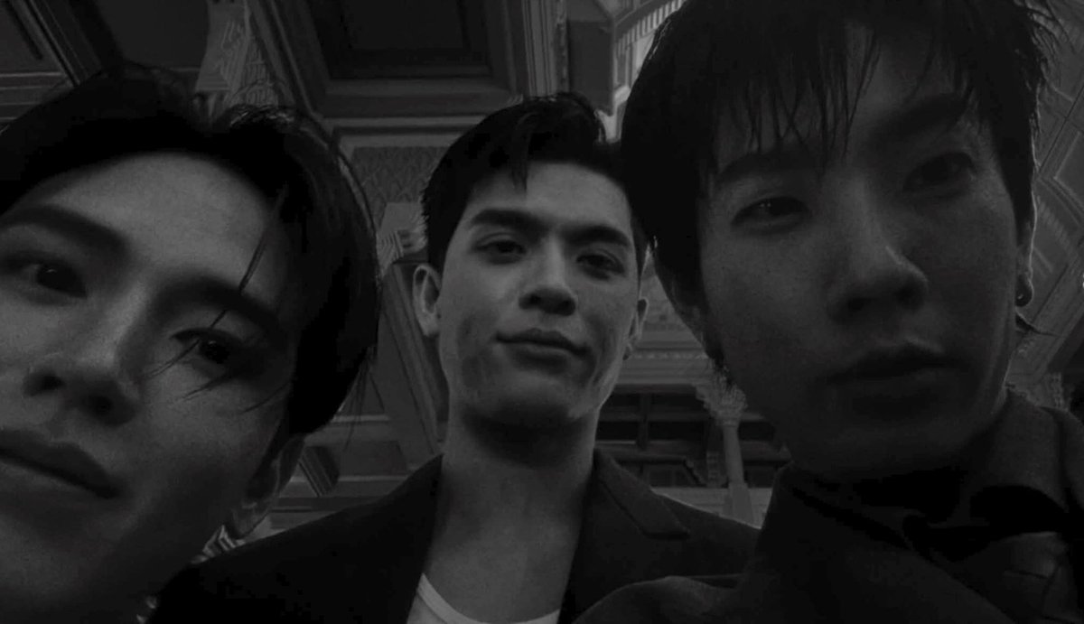 Maleejka's tweet image. Big J and the gang. 
#JossWayar #SignatureReveal
