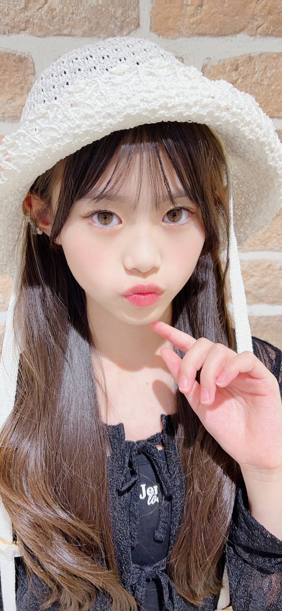 おㄘゅ💋
ばぁばん家行くのが嬉しすぎて·͜· ❤︎
にぃにと準備してる〜️🩵
𝒮𝒶𝓇𝒾🎀夏休み最大の楽しみぃ️♡⃛♡⃛
 #js5  #夏休み  #海 🏖🐠☀️