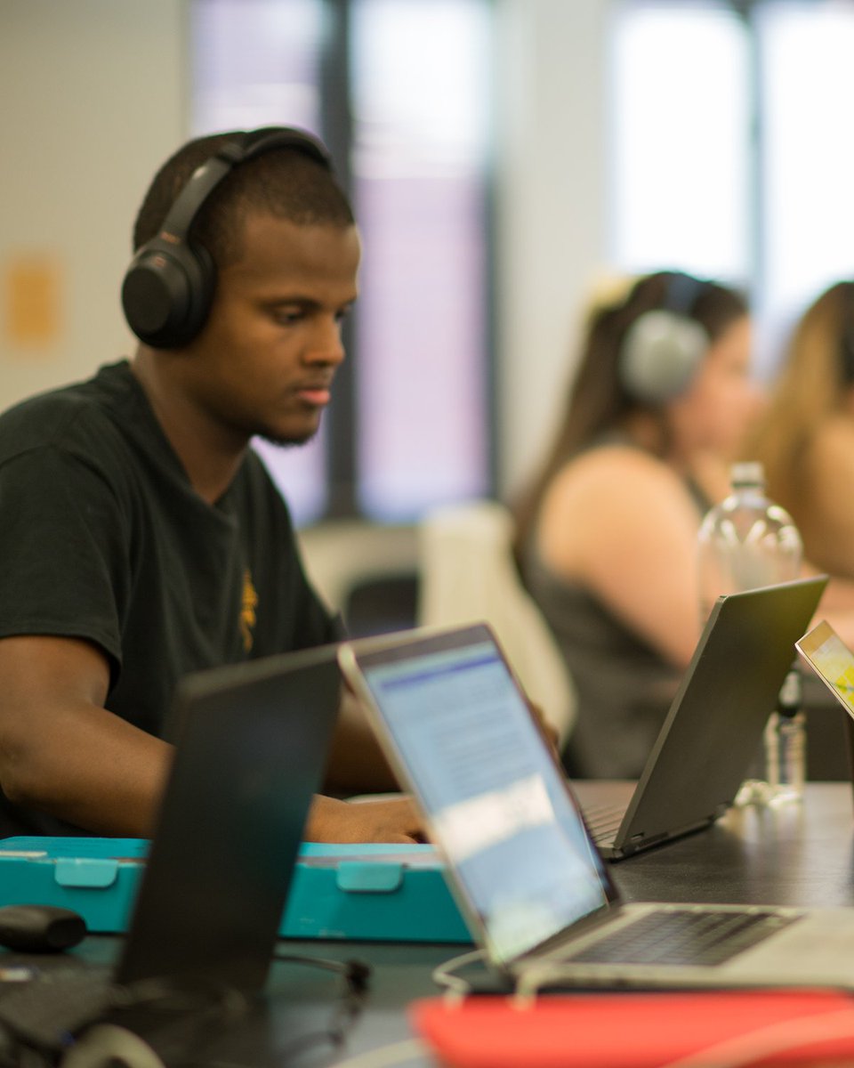 Wishing the best of luck to all our graduates taking the bar exam this summer! Your hard work has brought you here, and your #GWLaw community is cheering you on every step of the way! 🙌