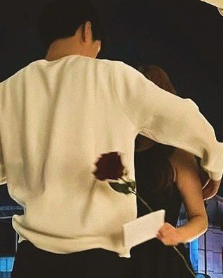 gmanetwork's tweet image. BIANCA IS DUSTIN’S DATE FOR #GMAGALA2025! 💛

LOOK: #DustinYu prepared a special dinner to ask #BiancaDeVera to be his date for ‘GMA Gala 2025!’

📸: Dustin Yu on Instagram 

#DustBia