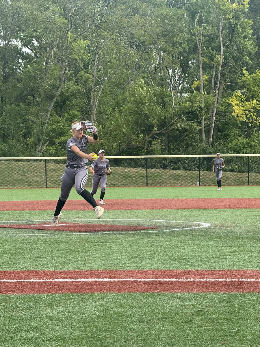 Hate that AFCS is over, but I am so proud of our team for getting this opportunity! Look forward to getting back here.
Had a great week in the circle, big shoutout to our defense making some big plays💣💣
@wtxbomber10Gold #bluebloods <a href="/CSA_Athletes/">Collegiate Sports Advocate (CSA)</a> 

18IP
.389 era
.611whip
.133