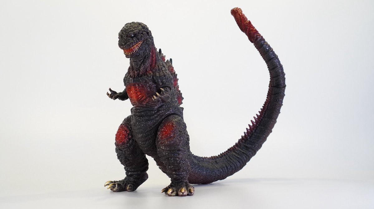 シン・ゴジラから公開9年！
今頃確か同僚と、たいして期待せずに初日に見て、ココスで興奮して話をしていた時代が懐かしいです。

やべー、ゴジラ面白え！
ここからゴジラ熱再燃でした。

とんでもなかったなぁ。怖かったなぁ。

#passiontank