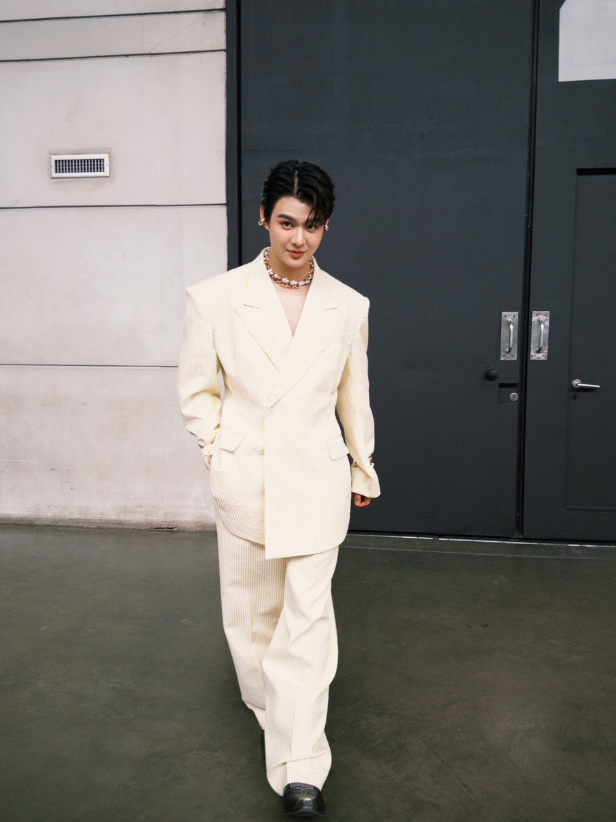Live for each second without hesitation. #Saint_sup #MingEr
