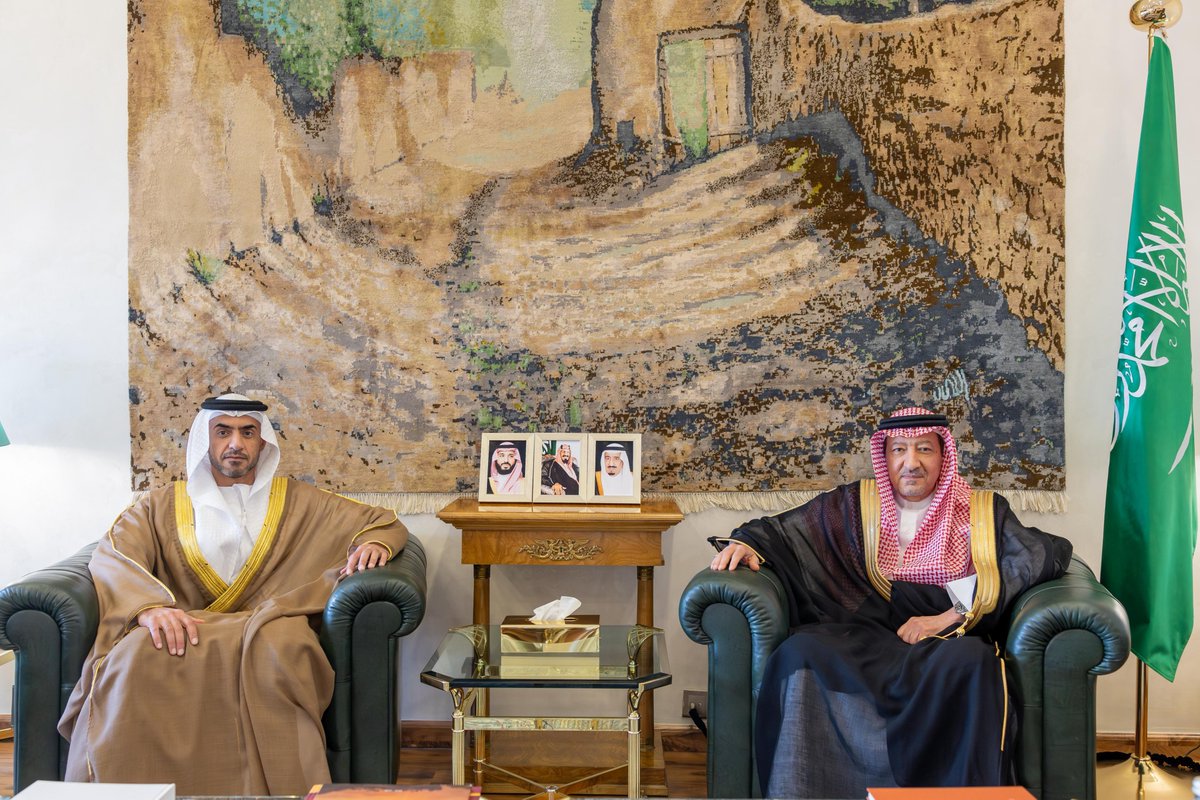 وزارة الخارجية 🇸🇦 (@ksamofa) on Twitter photo #الرياض | معالي نائب وزير الخارجية #وليد_الخريجي <a href="/W_Elkhereiji/">وليد الخريجي</a> يستقبل الشيخ نهيان بن سيف آل نهيان سفير دولة الإمارات العربية المتحدة لدى المملكة، والذي ودع معاليه بمناسبة انتهاء فترة عمله في المملكة. #الرياض | معالي نائب وزير الخارجية #وليد_الخريجي <a href="/W_Elkhereiji/">وليد الخريجي</a> يستقبل الشيخ نهيان بن سيف آل نهيان سفير دولة الإمارات العربية المتحدة لدى المملكة، والذي ودع معاليه بمناسبة انتهاء فترة عمله في المملكة.