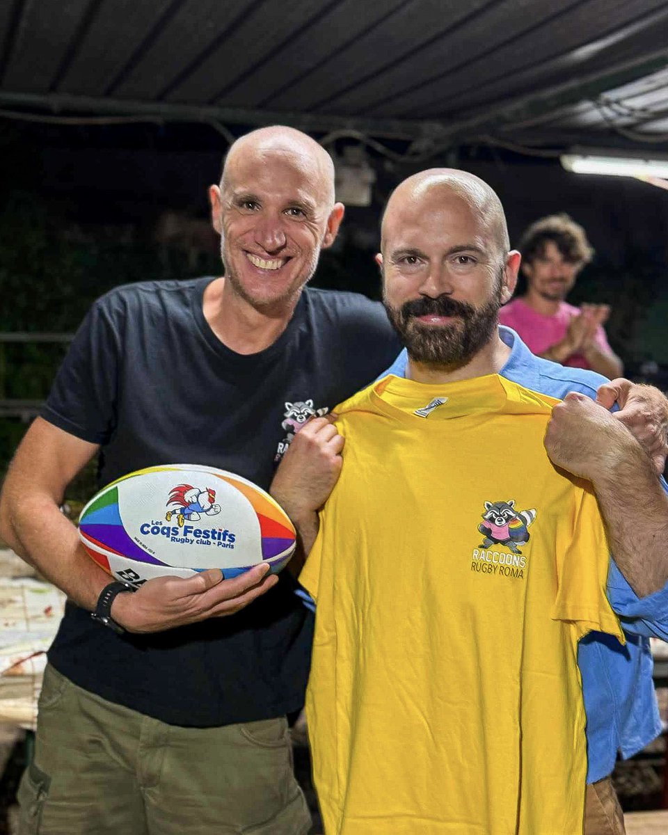 Même en vacances, le rugby n’est jamais bien loin pour nos Coqs Festifs. De passage à Rome, notre Coq <a href="/fragmentaire/">Jean*</a> s’est entraîné hier soir avec l’équipe italienne Raccoons. Un grand merci à toute l’équipe ! Il se murmure que Rome et Paris pourraient se retrouver très bientôt…