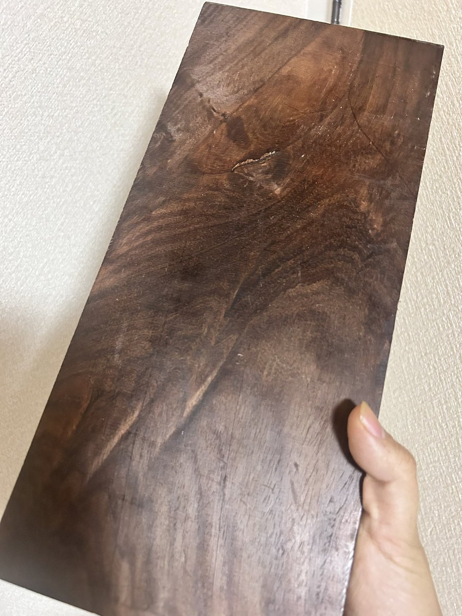 私と結婚したら削りたての木材食べられるのにな…