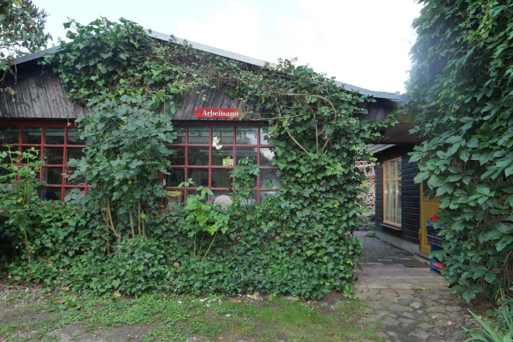 🌸 Frau Meier sagt leise „Tschüss“ – nach vielen Jahren bei den #OffeneGärtenUckermark.
Ein Sommertreff in Schmiedeberg und ein herzlicher Rückblick von Regina &amp; Erwin Klaus:
👉 blog.tourismus-uckermark.de/uckermark-erle…
#Uckermark #Uckermark_erleben