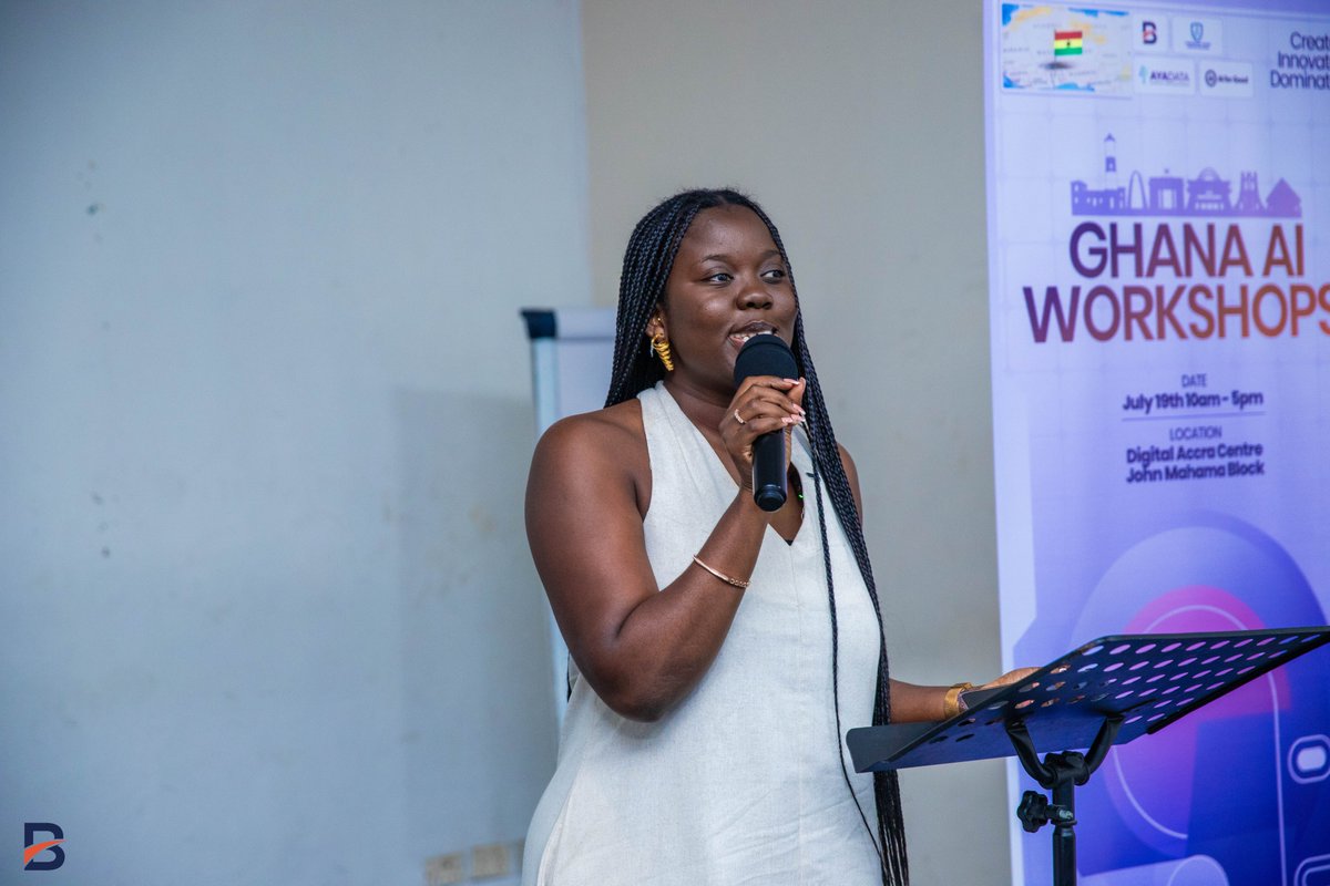 BridgeLabstech's tweet image. AI-Powered Customer Intelligence & Marketing with Afia Ohemaa Gyamera
You could feel the excitement when Afia kicked off her session by asking everyone: "You vs. AI - Who really knows your customer better?" The Workshop attendees were in for a real eye-opener!
Afia Gyamera,…