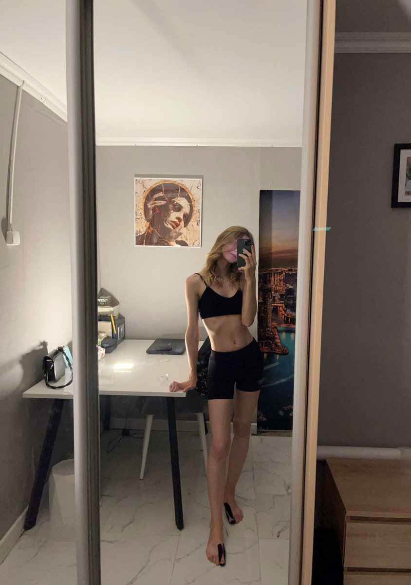 𝗚𝗢𝗢𝗗 𝗡𝗜𝗚𝗛𝗧 🐾💞
I hope your Tuesday was happy and gave you love
A little sport and coffee in life always distracts you from your thoughts