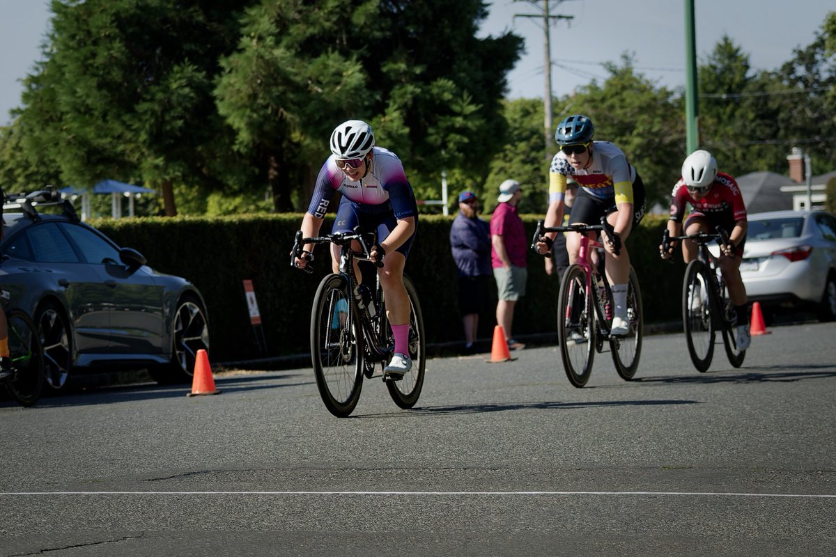 PacificCycling's tweet photo. Congrats to Abigail Drews, Holly Simonson and Kimberley Chen for finishing 1st, 2nd and 3rd in the Windsor Park Criterium on Sunday. PC: Alex Skvortsov #victoriacyclingleague @PacificCycling #uviccyclingclub https://t.co/snxuTBFn3f