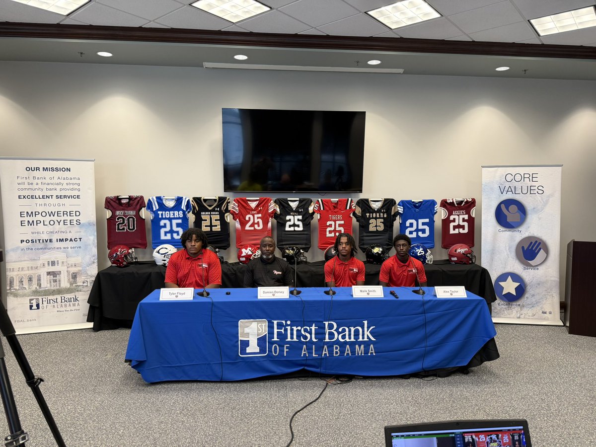Griffin Hill (@ghilltide) on Twitter photo Coach Damien Dorsey and the Talladega Tigers are up next at the 14th Annual Talladega County Coaches Association High School Football Media Day at <a href="/FirstBankofAl/">FirstBankofAlabama</a> Coach Damien Dorsey and the Talladega Tigers are up next at the 14th Annual Talladega County Coaches Association High School Football Media Day at <a href="/FirstBankofAl/">FirstBankofAlabama</a>
